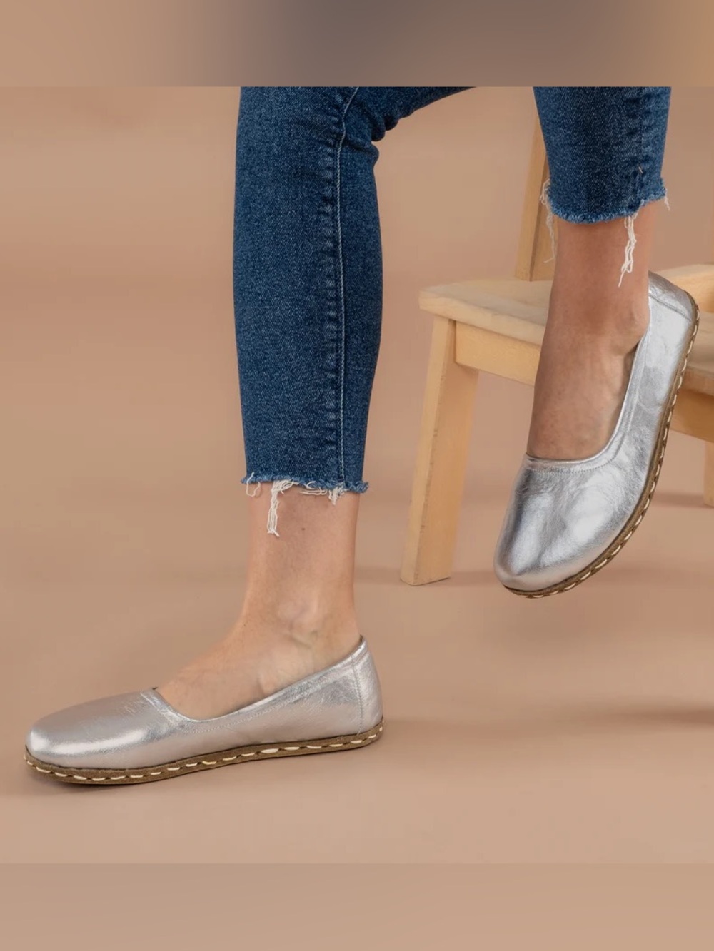 Atlantis Womens Barefoot Ballet Flat Silver Leather Handmade Turkey 8.5 W NEW
